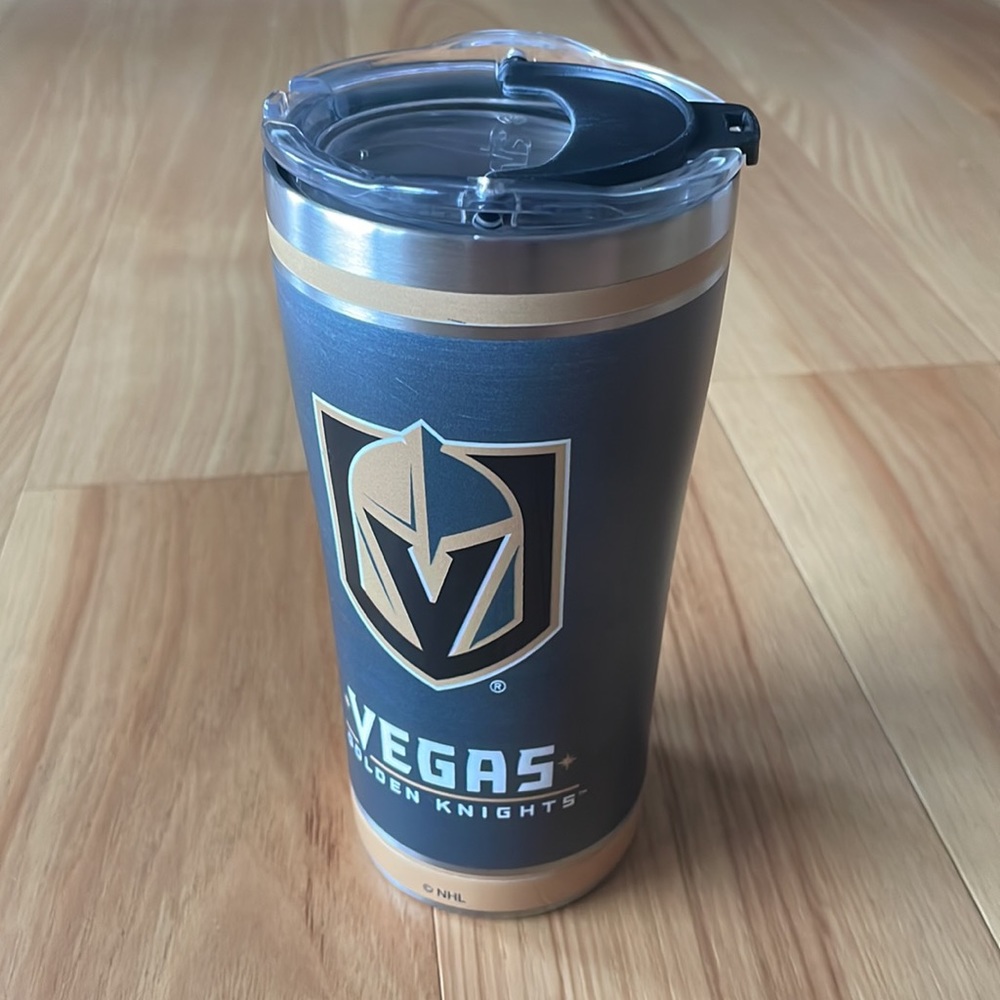 Tervis Vegas Golden Knights Stainless Steel Tumbler with Lid (20oz) - Picture 3 of 7
